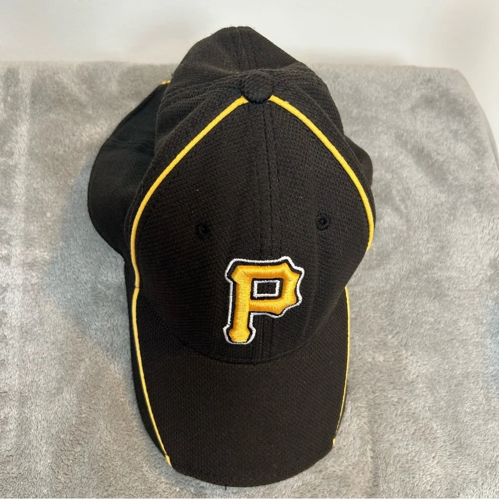 Pittsburgh Pitates Batting Practice BP New Era 39Thirty Flex Fitted L/XL Hat MLB